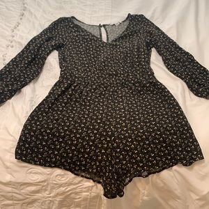 American Eagle Floral Romper